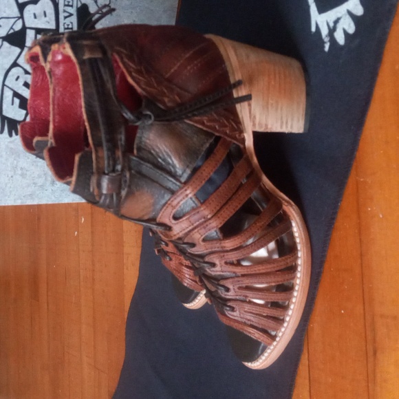 NIB Freebird size 8 sandal boots - Picture 5 of 15